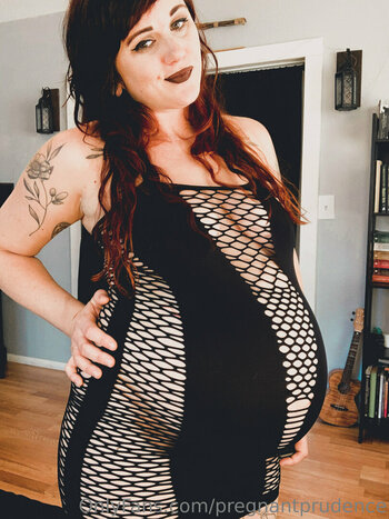 pregnantprudence Nude Leaks Photo 20