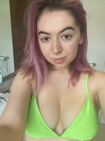 Princessemily18 Nude Leaks OnlyFans Photo 1
