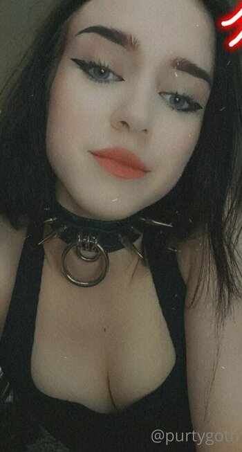 Purtygoth / purtygothvip / undeadstyle_ Nude Leaks OnlyFans Photo 12