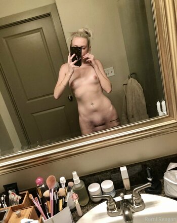 remireagan Nude Leaks Photo 20