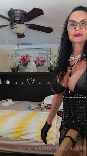 Rita Daniels / rita_daniels69 / ritadaniels69 Nude Leaks OnlyFans Photo 4