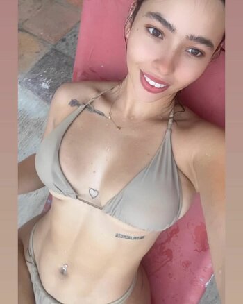 Romina Carrera / rominaacarrera Nude Leaks Photo 20