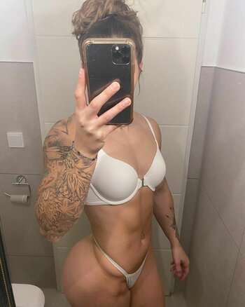 Ronja Fitness / Mx_ronja Nude Leaks Photo 5