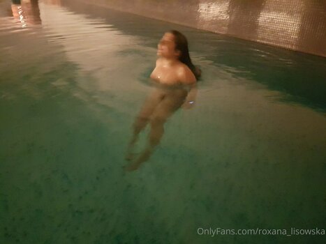roxana_lisowska Nude Leaks OnlyFans Photo 1