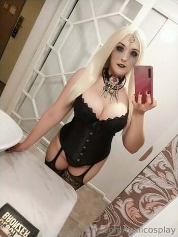 Roxii Cosplay / roxii_cosplay / roxiicosplay Nude Leaks OnlyFans Photo 23
