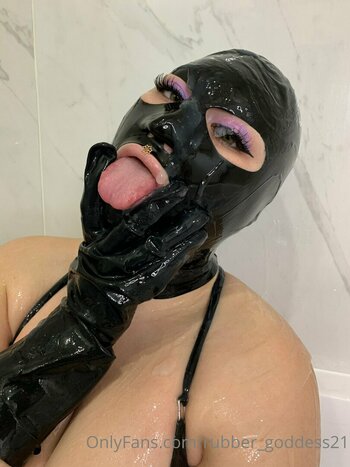 rubber_goddess21 Nude Leaks Photo 17