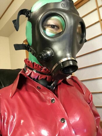 Rumi Rubber / rumiearth / rumirubber Nude Leaks OnlyFans Photo 29