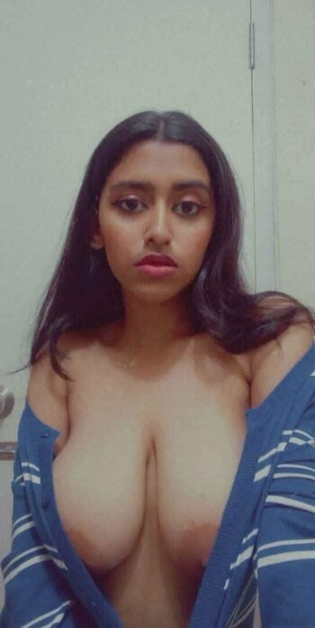 Sanjana Saba / it_z_suzieee Nude Leaks Photo 27