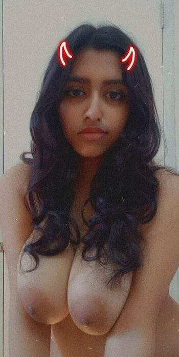 Sanjana Saba / it_z_suzieee Nude Leaks Photo 28