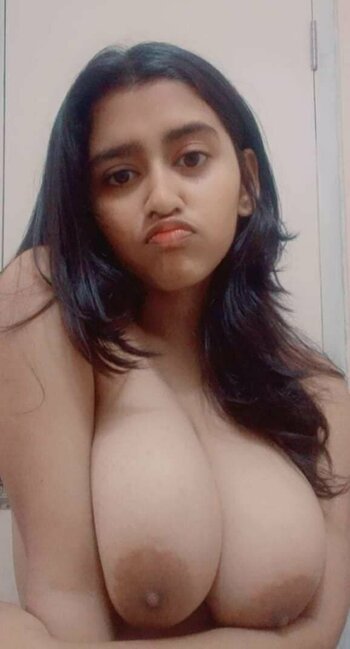 Sanjana Saba / it_z_suzieee Nude Leaks Photo 36
