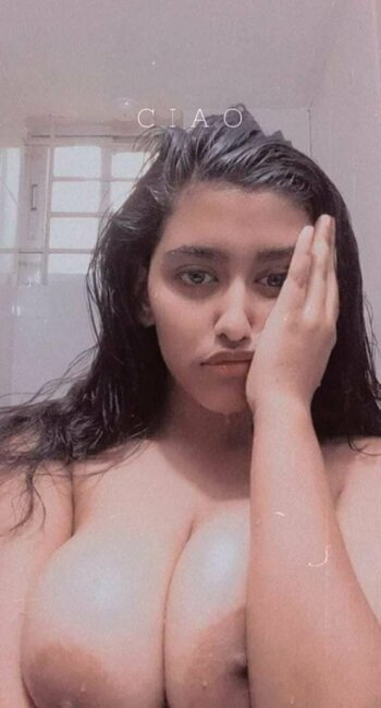 Sanjana Saba / it_z_suzieee Nude Leaks Photo 44