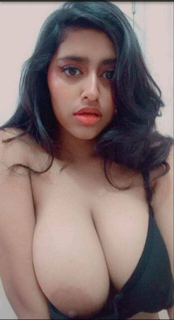 Sanjana Saba / it_z_suzieee Nude Leaks Photo 45