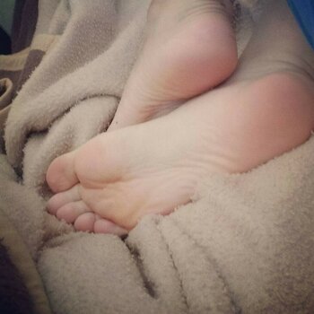 Sarah Frazine / pedafrazine Feet Nude Leaks Photo 17