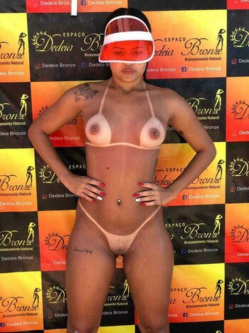 Saramiranda21 Nude Leaks Photo 4