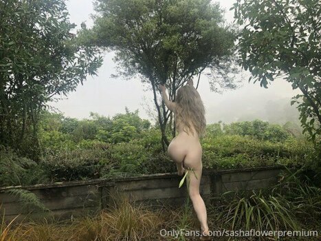 sashaflowerpremium Nude Leaks Photo 21
