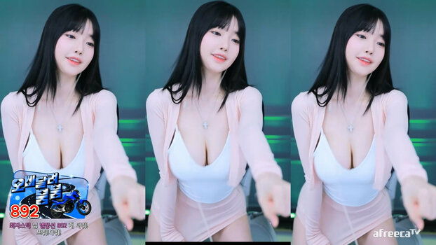 Se Yeon / lovely_._v Nude Leaks Photo 5
