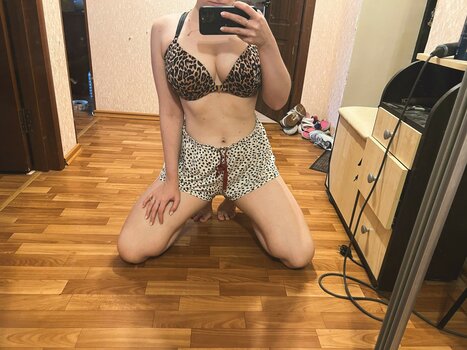 Selfika / sexiisyl Nude Leaks OnlyFans Photo 12