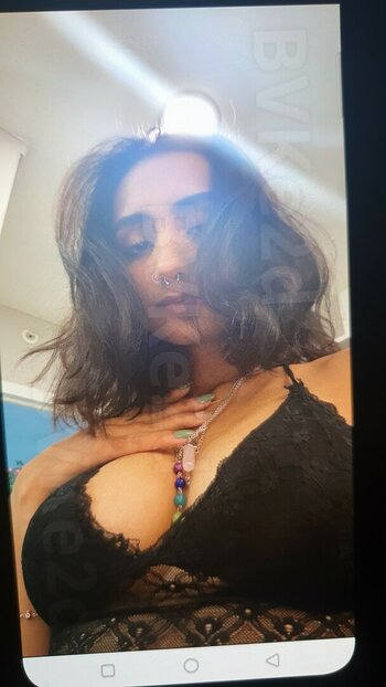 Shaghana Shagisbadword / shaghanadoyle Nude Leaks Photo 10