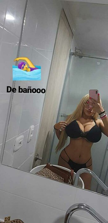Sharonnikoll07 / anitagorgues Nude Leaks OnlyFans Photo 12
