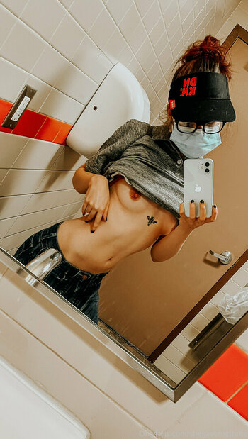 Shegavemethree / Del The Donutshop Girl / https: Nude Leaks OnlyFans Photo 26