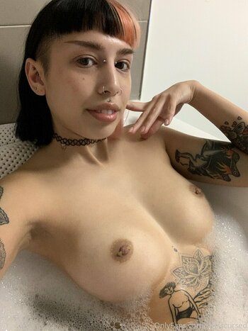 sheiscursed / sheiscursed69 Nude Leaks OnlyFans Photo 23