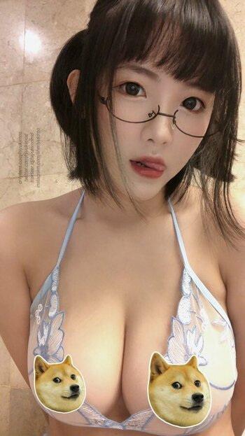 Sherly Yukimo / hiyukimos Nude Leaks OnlyFans Photo 7