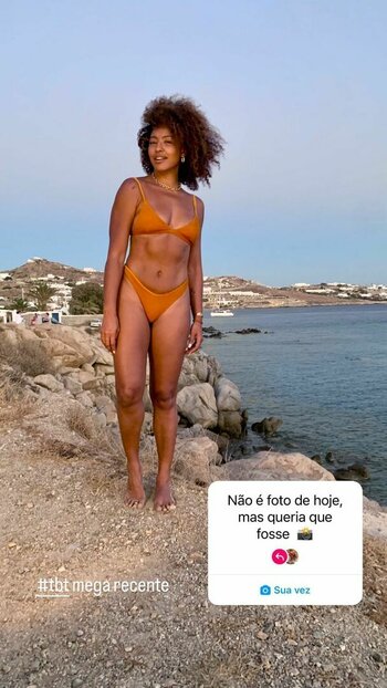 Sheron Menezes / sheronmenezzes Nude Leaks Photo 1