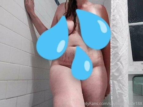 shyaussiewife Nude Leaks Photo 22