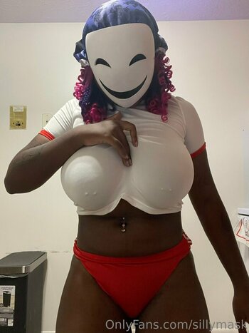 sillymask / through.the.llyns Nude Leaks OnlyFans Photo 15