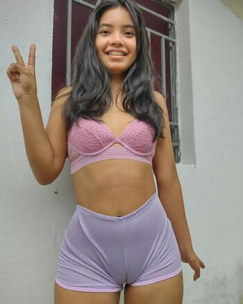 Silva Aninha / Aninha Teen / aninha_ssilva / anitakaren09 Nude Leaks OnlyFans Photo 9