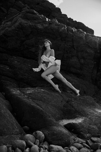 Sjana Elise Earp / sjanaelise Nude Leaks Photo 10