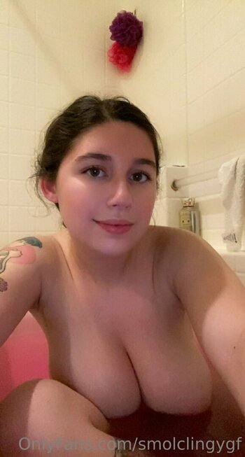smolclingygf Nude Leaks OnlyFans Photo 9