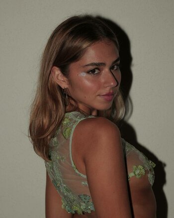Sofia Barbosa / barsofia420 / sofia.barbosa Nude Leaks OnlyFans Photo 18
