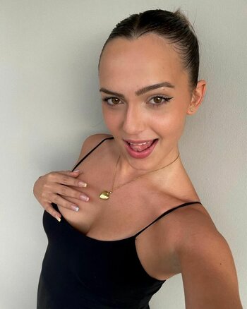 Sofia Cerio / sofia_cerio Nude Leaks Photo 3