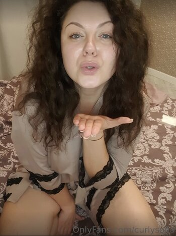 Sofia Curly / curlysofia / sofia.ezg Nude Leaks OnlyFans Photo 10