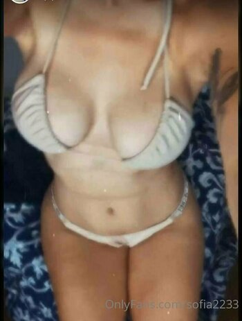 sofia2233 / sofia9__official Nude Leaks OnlyFans Photo 3