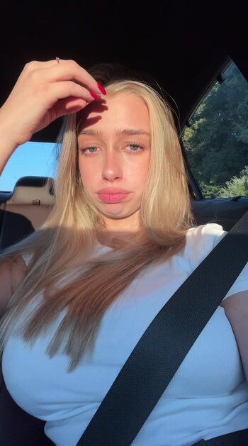sofyaplotnikova / https: / xsofya_x Nude Leaks Photo 22