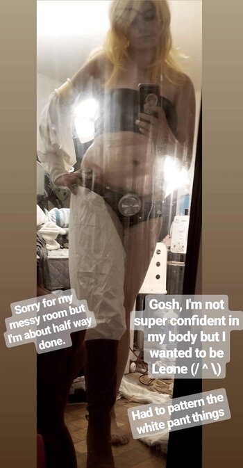 Sophia Dere Nude Leaks Photo 10