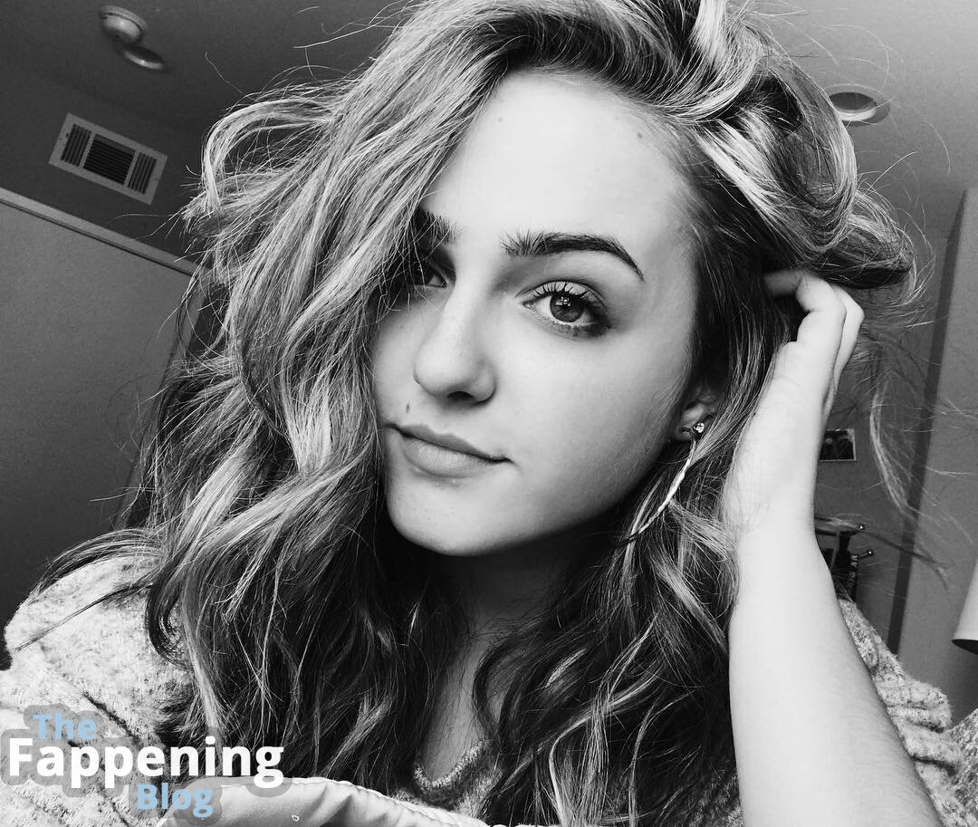 Sophie Reynolds / sophie1reynolds Nude Leaks Photo 13 | #TheFappening