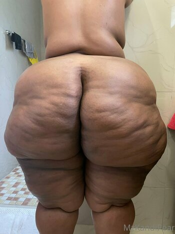 South African Thick / african.babez / the_real_liso Nude Leaks OnlyFans Photo 15