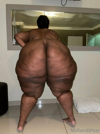 South African Thick / african.babez / the_real_liso Nude Leaks OnlyFans Photo 21