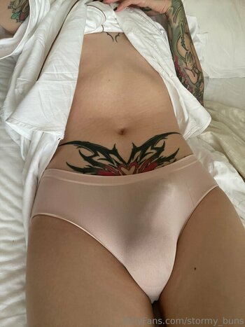 Stormy_buns / stormybuns Nude Leaks OnlyFans Photo 45