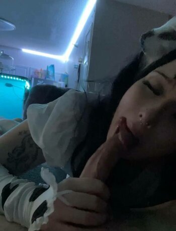 Succubussara / Nymphvt2 / lilangelsawa Nude Leaks OnlyFans Photo 14