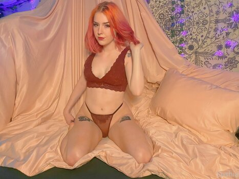 Sushi Taylor / https: Nude Leaks Photo 21