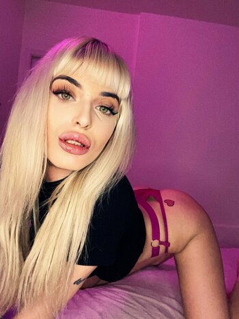 SusyCara / cara_susy / lady___c / susybad1999 Nude Leaks OnlyFans Photo 4
