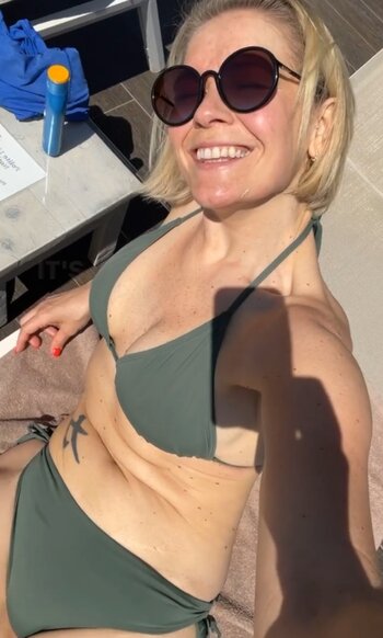 Suzanne Shaw / suzi_shaw Nude Leaks Photo 17