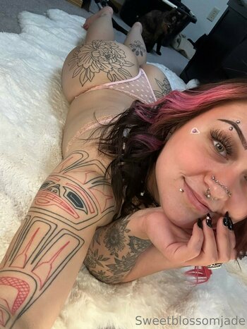 sweetblossomjade / sweetblossom Nude Leaks OnlyFans Photo 1