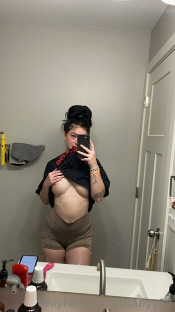 tbabyy17 / tealykrosch Nude Leaks OnlyFans Photo 16