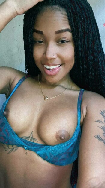 Thalyne Silva / https: / thalyne_s1 Nude Leaks Photo 30