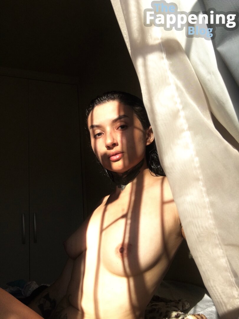 The Girl Next Door / sgh.thegirlnextd / thegirlnextd / yaralinke Nude Leaks  OnlyFans Photo 2 | #TheFappening